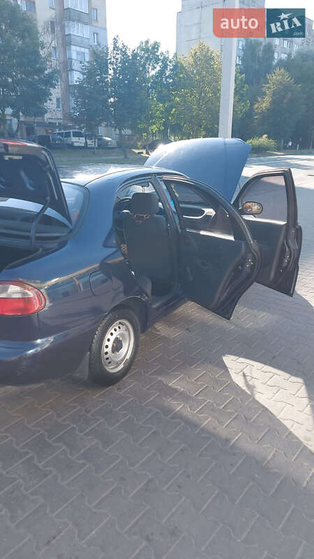 Седан Daewoo Sens 2002 в Хмельницком