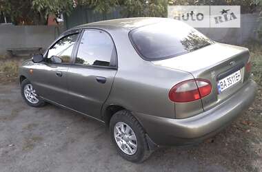 Седан Daewoo Sens 2005 в Новомиргороді