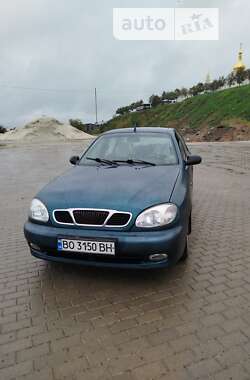 Седан Daewoo Sens 2004 в Почаєві