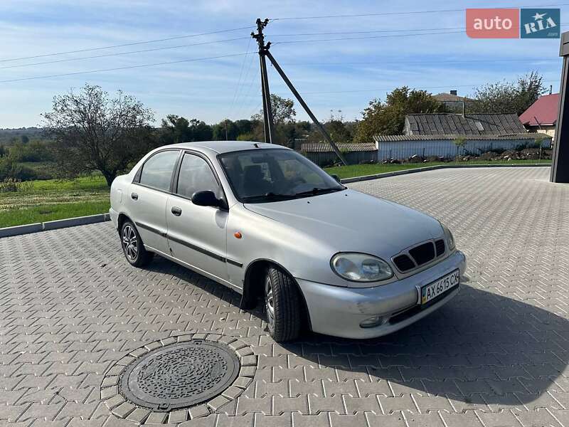 Седан Daewoo Sens 2004 в Шумске