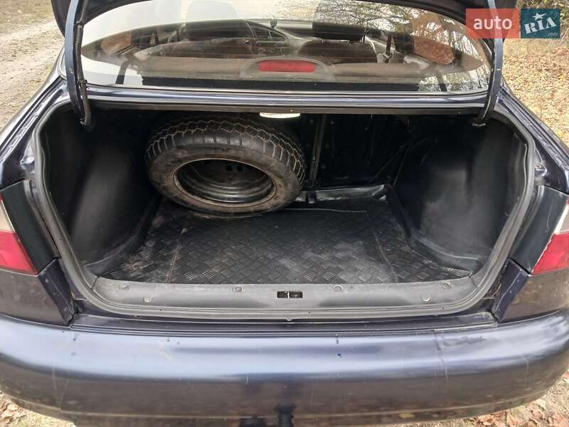 Седан Daewoo Sens 2006 в Краснограді