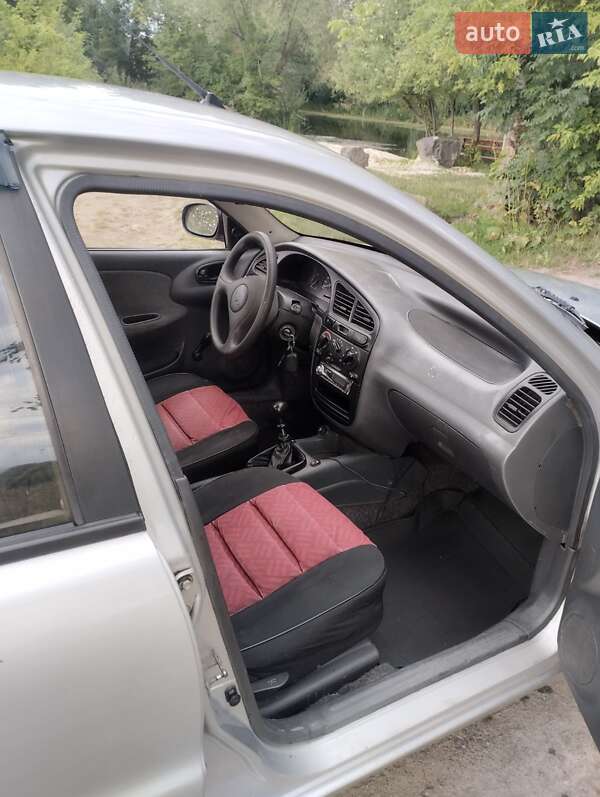 Седан Daewoo Sens 2006 в Гнівані