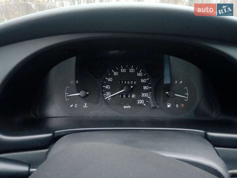 Седан Daewoo Sens 2006 в Киеве
