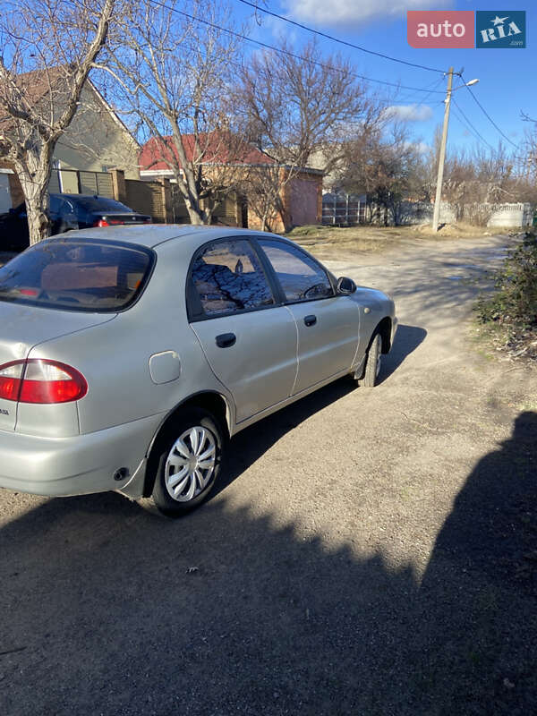 Седан Daewoo Sens 2006 в Миколаєві