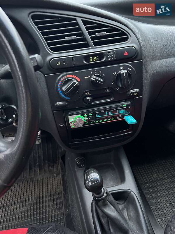 Седан Daewoo Sens 2005 в Запорожье