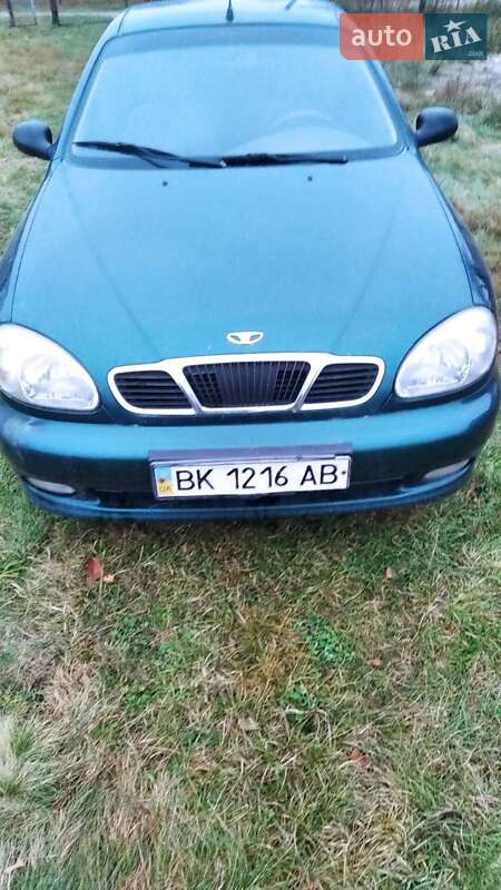 Седан Daewoo Sens 2004 в Сарнах