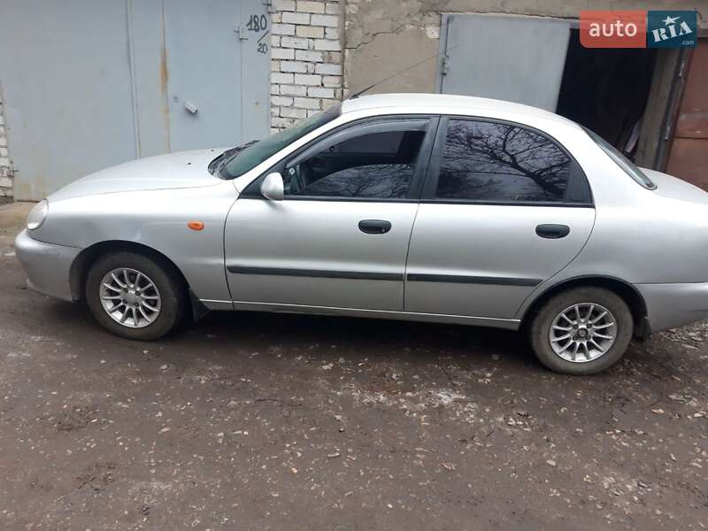 Седан Daewoo Sens 2004 в Харькове