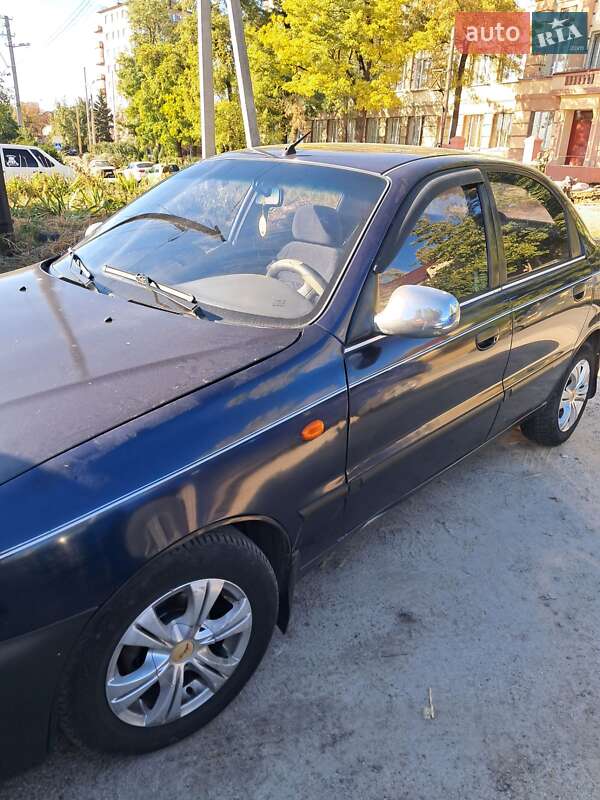 Седан Daewoo Sens 2004 в Запорожье