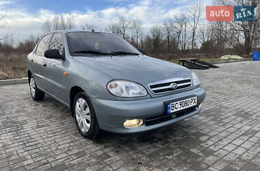 Седан Daewoo Sens 2011 в Червонограді