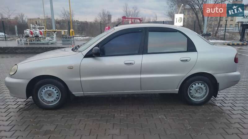 Седан Daewoo Sens 2003 в Кривому Розі