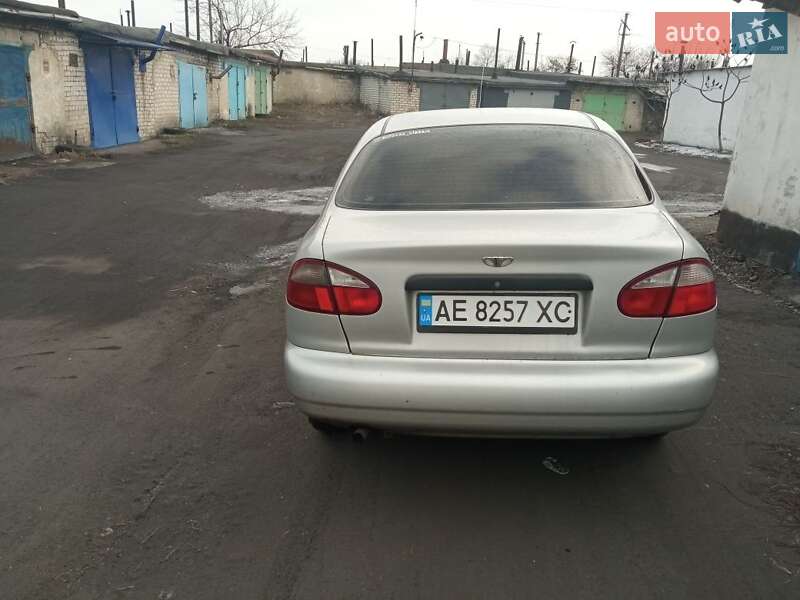 Седан Daewoo Sens 2004 в Першотравенске