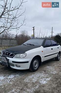 Седан Daewoo Sens 2004 в Изюме