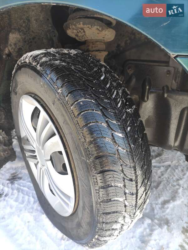 Седан Daewoo Sens 2003 в Ніжині