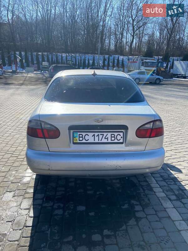 Седан Daewoo Sens 2003 в Львове