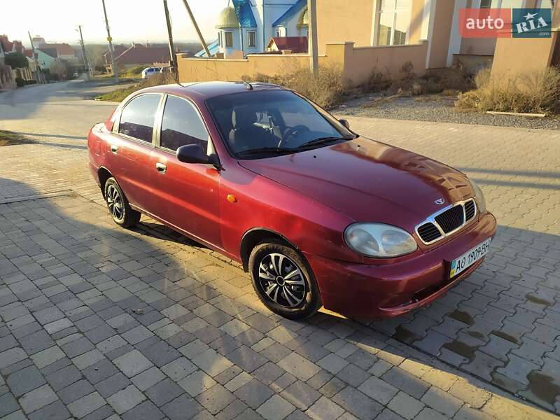 Седан Daewoo Sens 2004 в Ужгороді