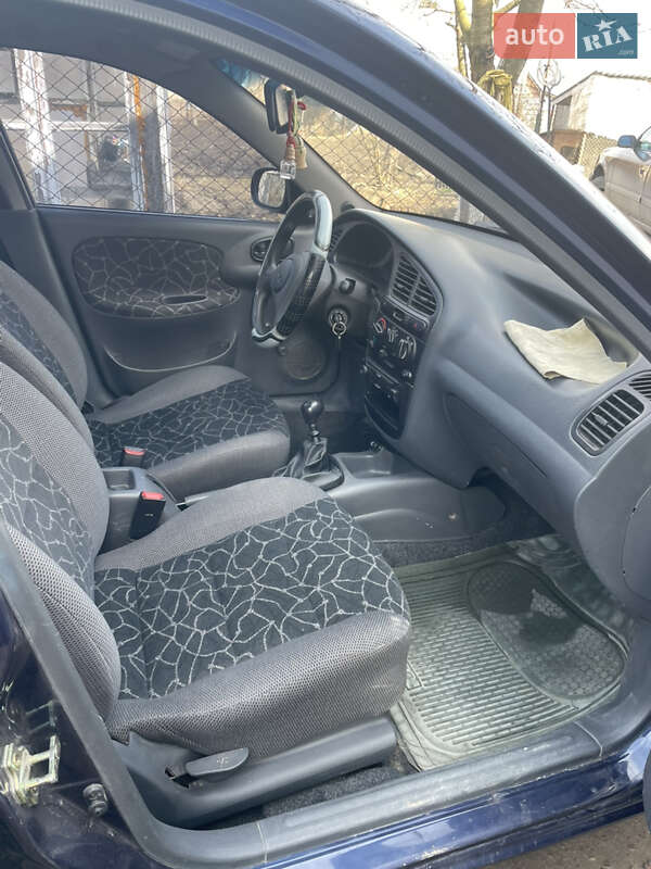 Седан Daewoo Sens 2003 в Львове