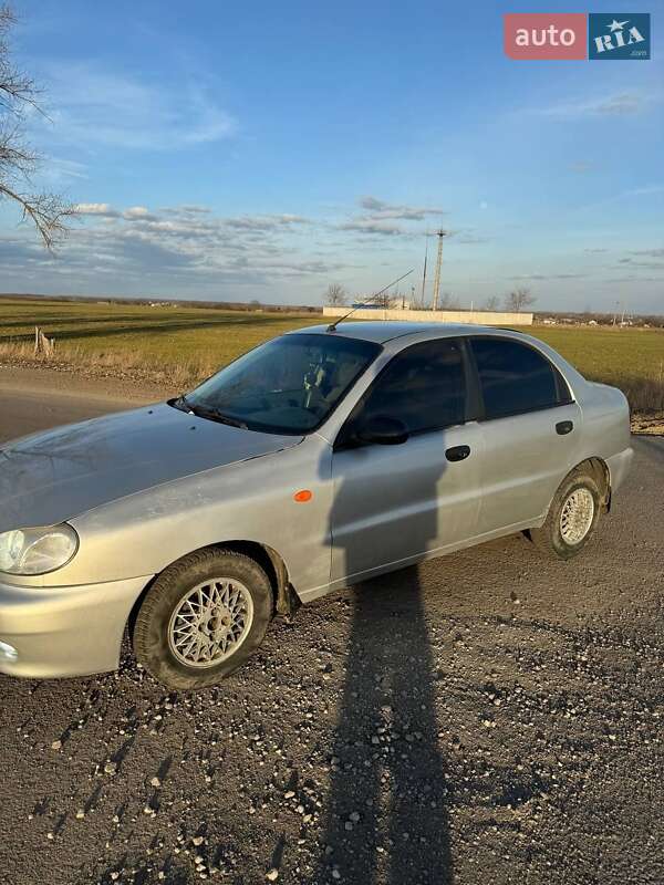 Седан Daewoo Sens 2003 в Новомосковске фото 3 Седан Daewoo Sens 2003 в Новомосковске