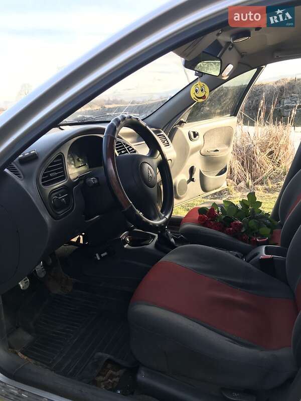 Седан Daewoo Sens 2004 в Житомирі