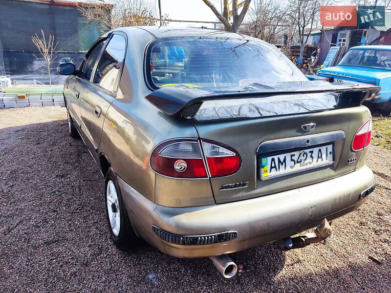Седан Daewoo Sens 2005 в Бобровице