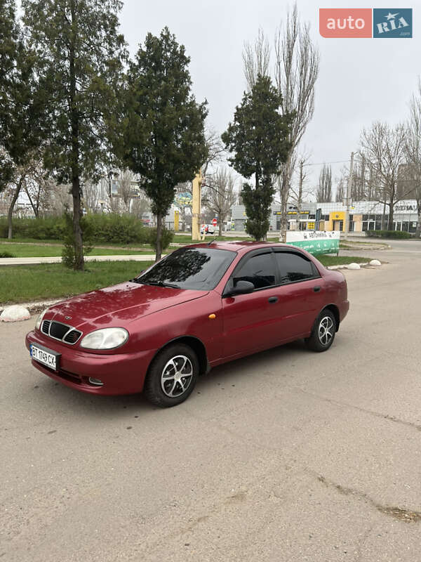 Седан Daewoo Sens 2006 в Херсоне