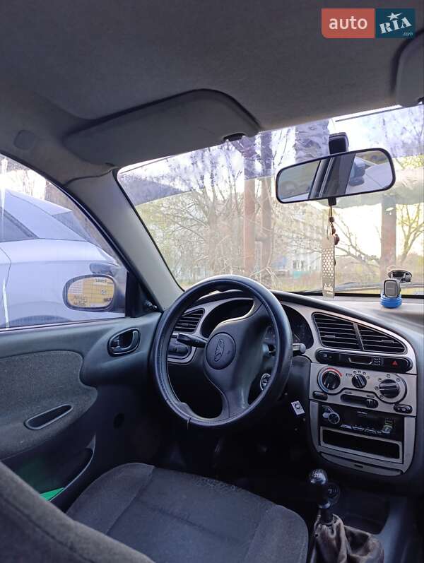 Седан Daewoo Sens 2005 в Днепре