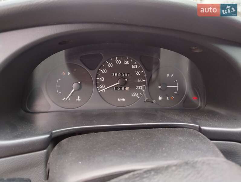 Седан Daewoo Sens 2002 в Олевске