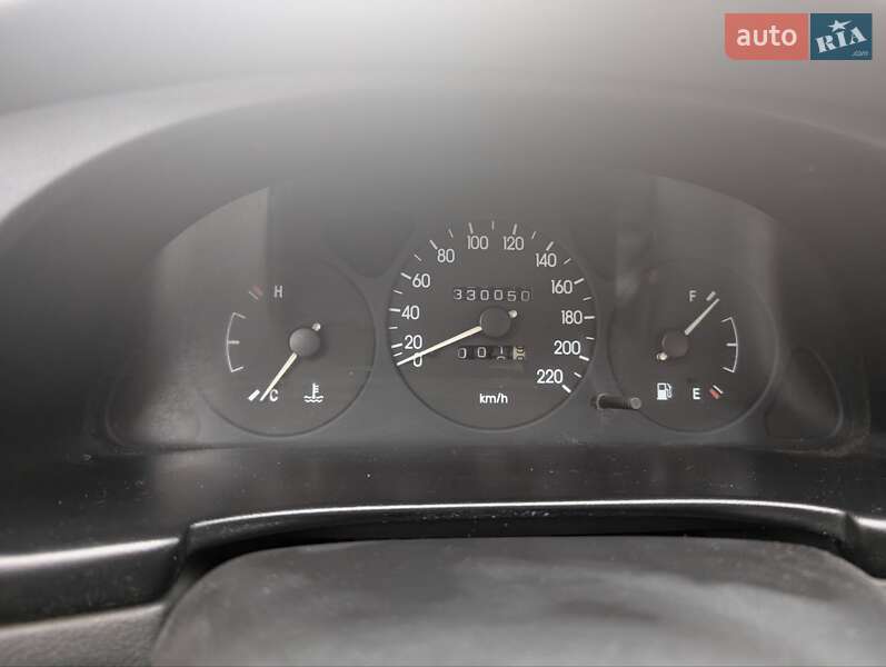 Седан Daewoo Sens 2005 в Ужгороді