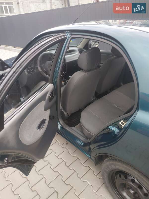 Седан Daewoo Sens 2006 в Львові