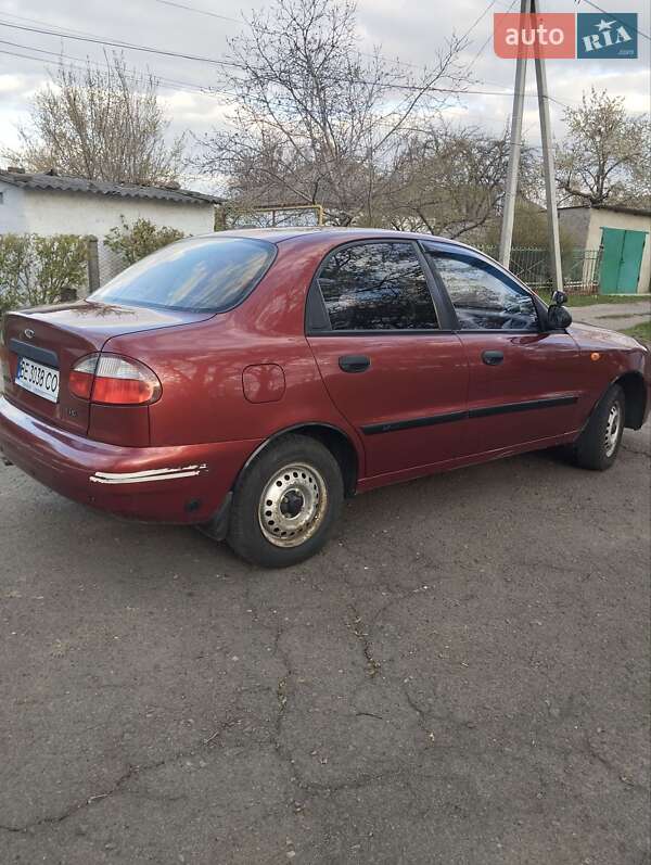 Седан Daewoo Sens 2004 в Первомайске