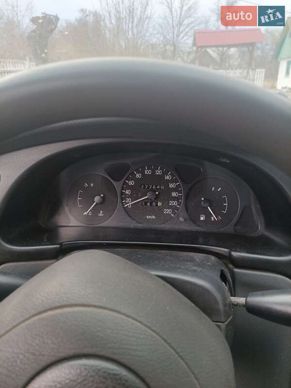 Седан Daewoo Sens 2003 в Звягеле