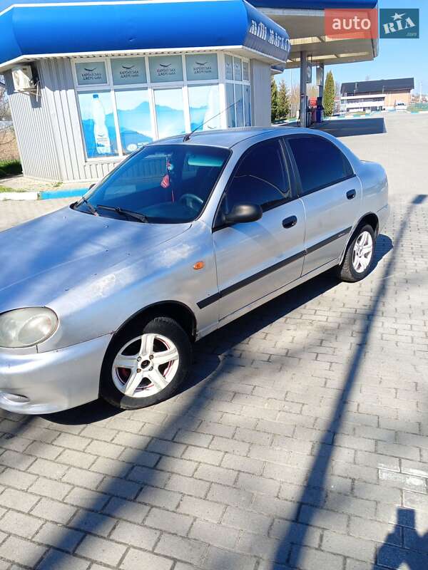 Седан Daewoo Sens 2004 в Львове