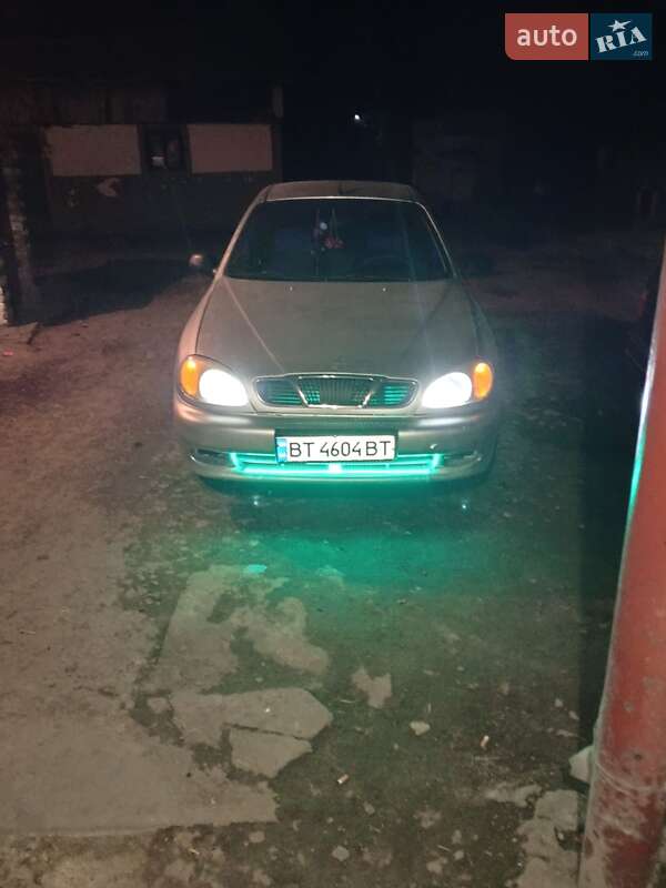 Седан Daewoo Sens 2004 в Львове