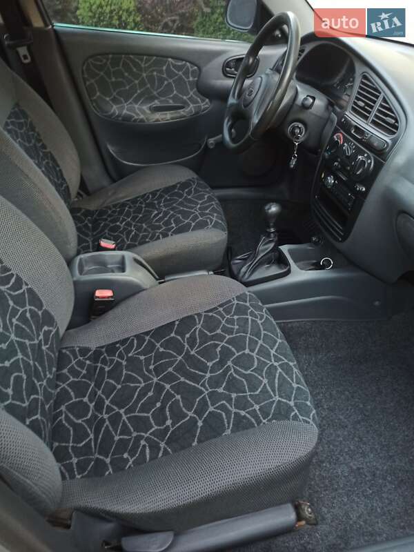 Седан Daewoo Sens 2003 в Каменском