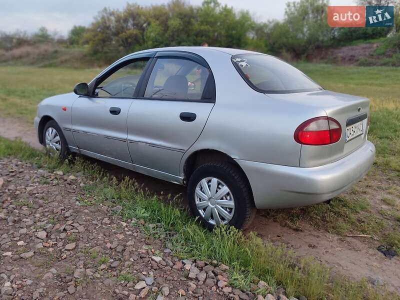 Седан Daewoo Sens 2005 в Смеле