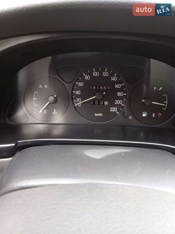 Седан Daewoo Sens 2004 в Черновцах