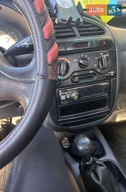 Седан Daewoo Sens 2002 в 