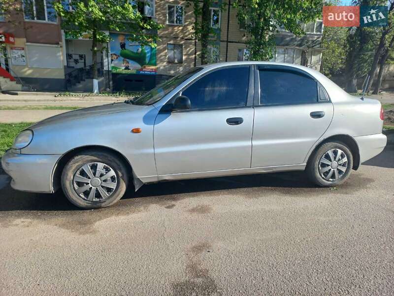 Седан Daewoo Sens 2002 в Днепре
