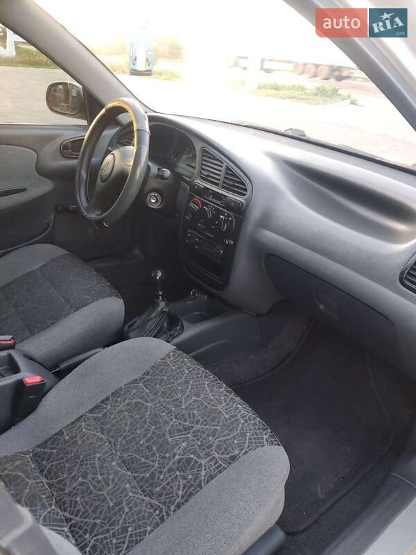 Седан Daewoo Sens 2006 в Львове