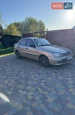 Седан Daewoo Sens 2011 в Липовой Долине