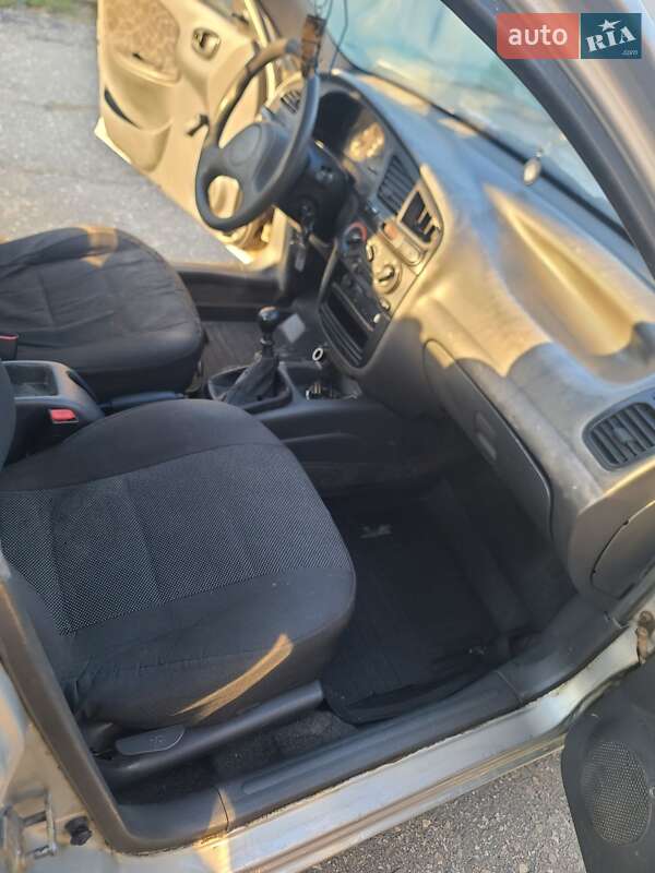 Седан Daewoo Sens 2003 в Харькове