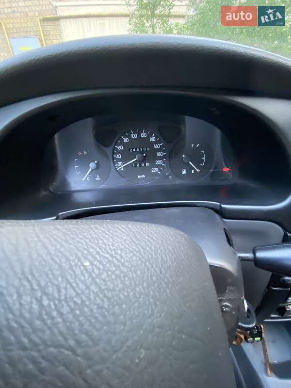 Седан Daewoo Sens 2006 в Киеве
