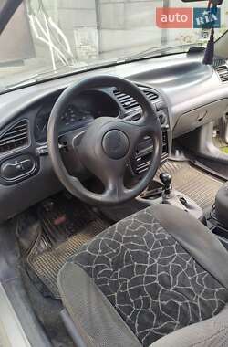 Седан Daewoo Sens 2003 в Дніпрі