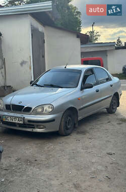 Седан Daewoo Sens 2005 в Новояворовске