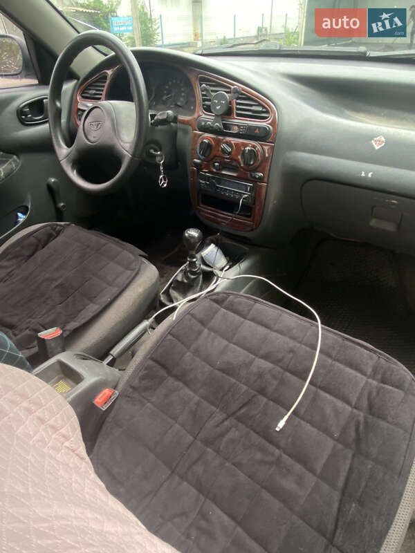 Седан Daewoo Sens 2003 в Славянске