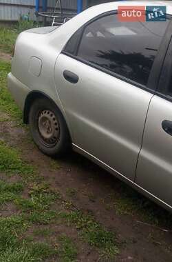Седан Daewoo Sens 2004 в Жашківу