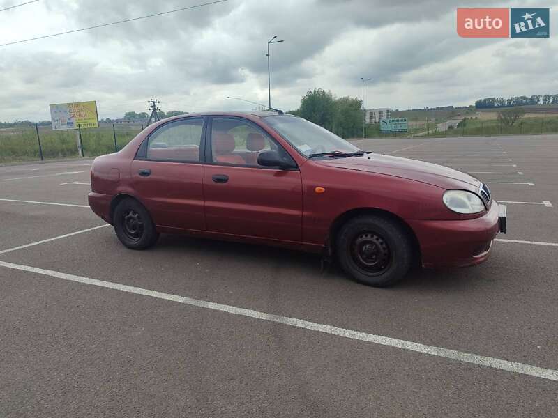 Седан Daewoo Sens 2004 в Ровно