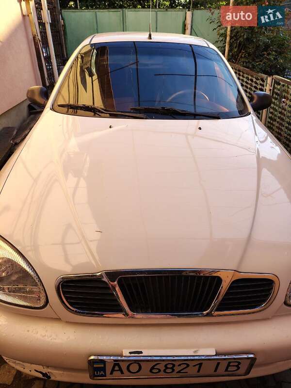 Седан Daewoo Sens 2004 в Ужгороде