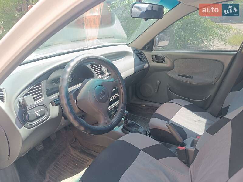 Седан Daewoo Sens 2005 в Запорожье