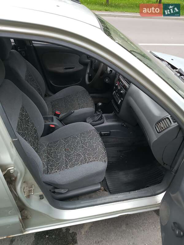 Седан Daewoo Sens 2005 в Киеве