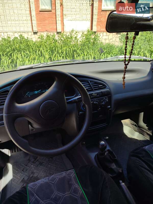 Седан Daewoo Sens 2005 в Львове